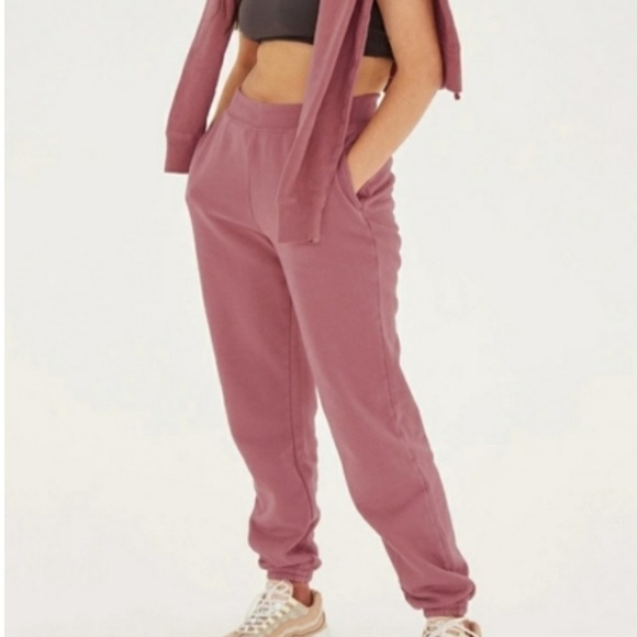 Girlfriend Collective Organic Cotton Mauve Joggers, size S - Picture 3 of 15